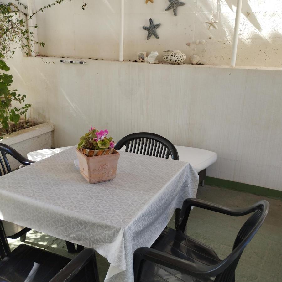 Guest House Oleandro Santa Maria Navarrese Buitenkant foto